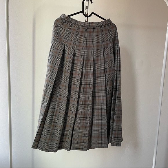 Vintage Pendleton herringbone plaid blazer and pleated skirt matching set - Picture 11 of 14